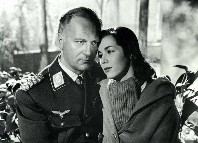 Ďáblův generál - Z filmu - Curd Jürgens, Marianne Koch