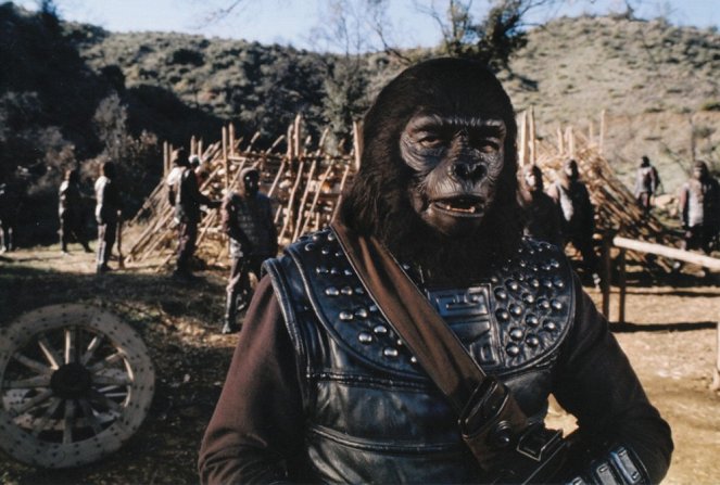 Battle for the Planet of the Apes - Van film - Claude Akins