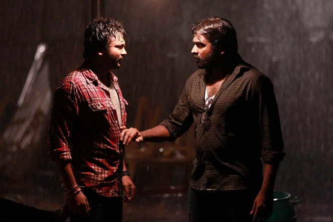 Iraivi - De la película - Bobby Simha, Vijay Sethupathi