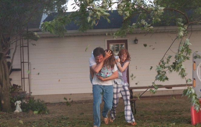 Take Shelter - Ein Sturm zieht auf - Filmfotos - Michael Shannon, Jessica Chastain