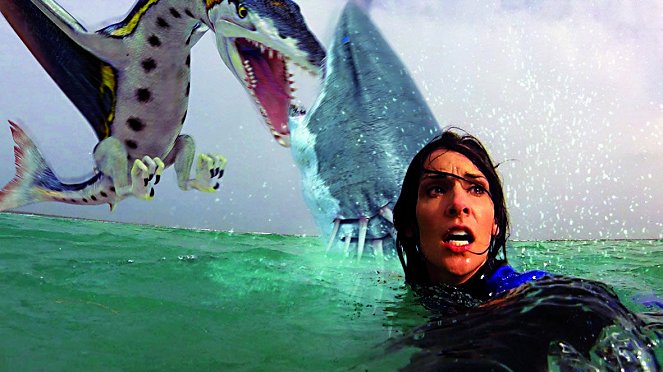 Sharktopus vs. Pteracuda: Kampf der Urzeitgiganten - Filmfotos - Katie Savoy