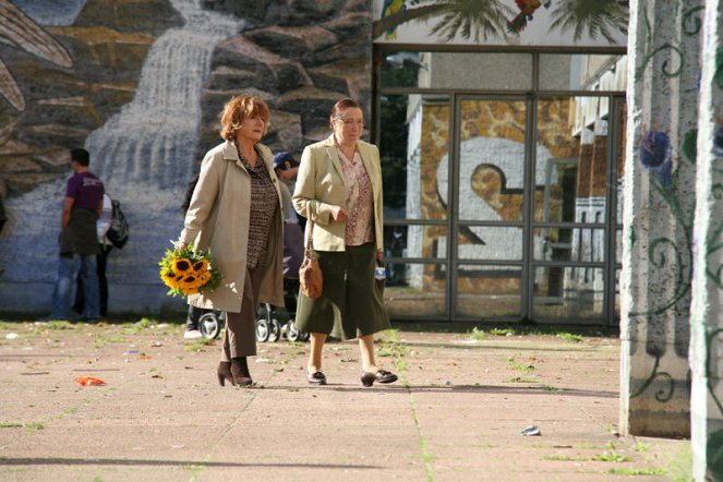 Bella Block - Unter den Linden - Z filmu - Hannelore Hoger, Margit Bendokat