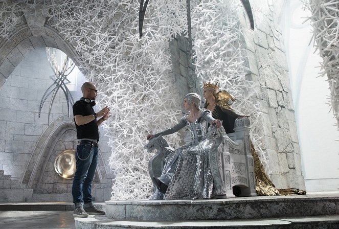 The Huntsman & The Ice Queen - Dreharbeiten - Cedric Nicolas-Troyan, Emily Blunt, Charlize Theron