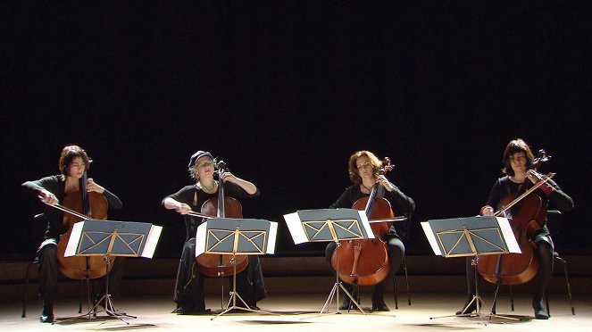 Vier Frauen und ein Instrument - Photos