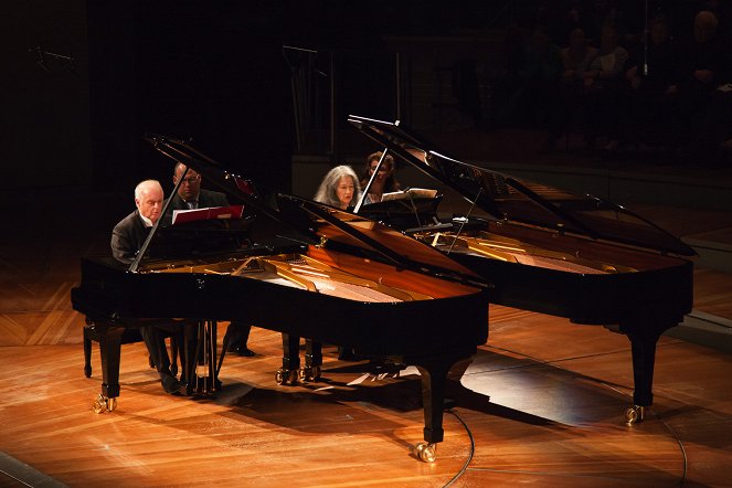Martha Argerich & Daniel Barenboim - Zwei Weltstars am Klavier - Filmfotók - Daniel Barenboim, Martha Argerich