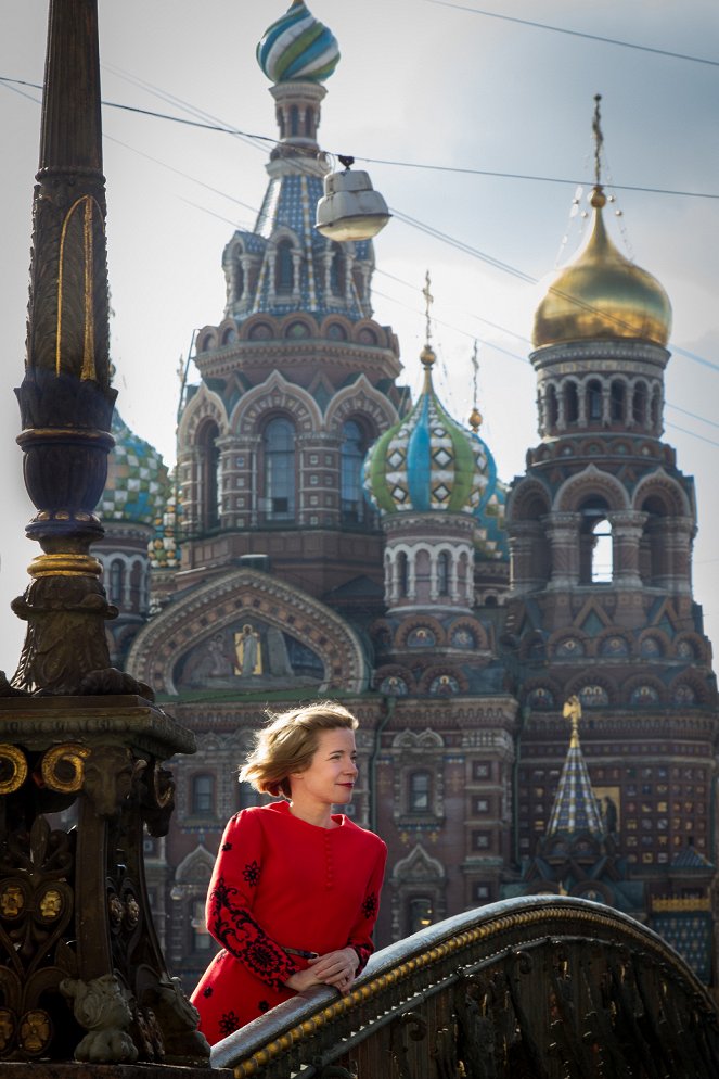 Empire of the Tsars: Romanov Russia with Lucy Worsley - Do filme
