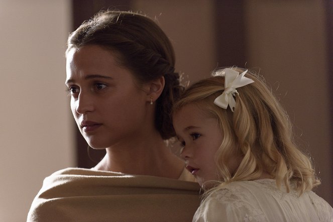 The Light Between Oceans - Photos - Alicia Vikander, Florence Clery