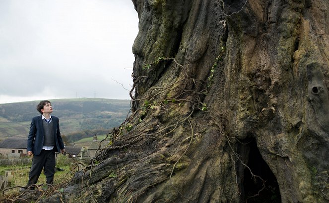 A Monster Calls - Kuvat elokuvasta - Lewis MacDougall