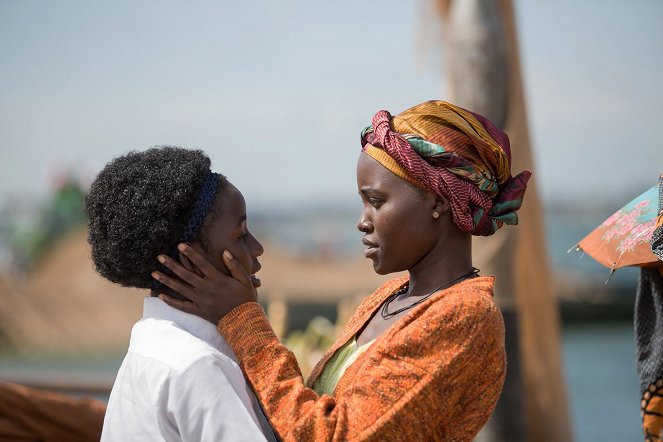 Katwe királynője - Filmfotók - Lupita Nyong'o, Madina Nalwanga