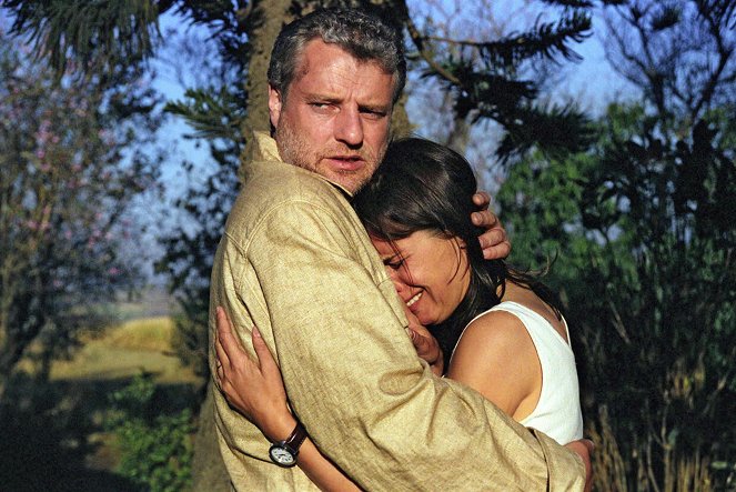 Láska v Saigone - Z filmu - Filip Peeters, Désirée Nosbusch