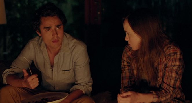 Into the Forest - Filmfotos - Max Minghella, Elliot Page