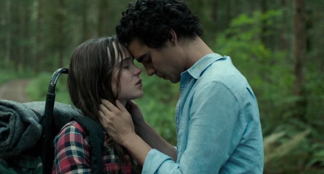 Into the Forest - Photos - Elliot Page, Max Minghella