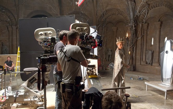 Snow White and the Huntsman - Making of - Charlize Theron