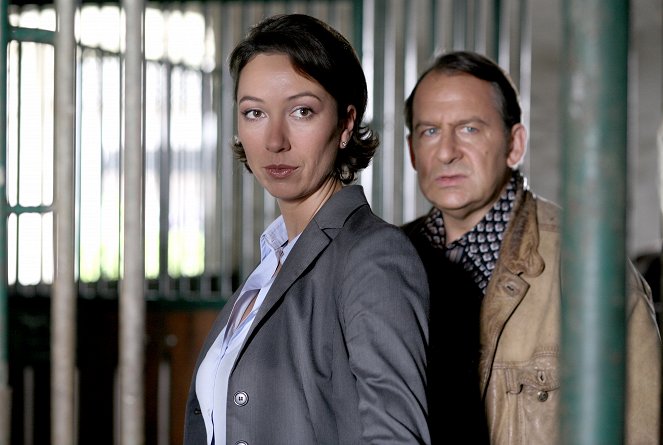Schnell ermittelt - Season 1 - Laszlo Urban - Z filmu - Ursula Strauss, Wolf Bachofner