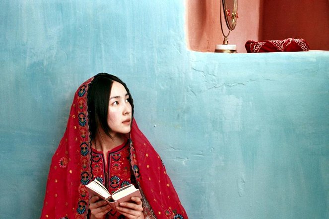 Hafez - De la película - Kumiko Aso