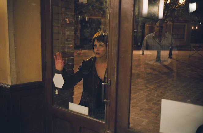 J'attends quelqu'un - Kuvat elokuvasta - Florence Loiret Caille