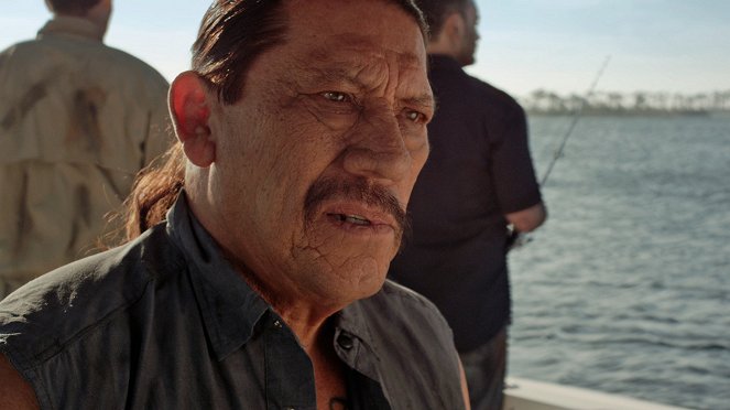 El ataque del tiburón de tres cabezas - De la película - Danny Trejo