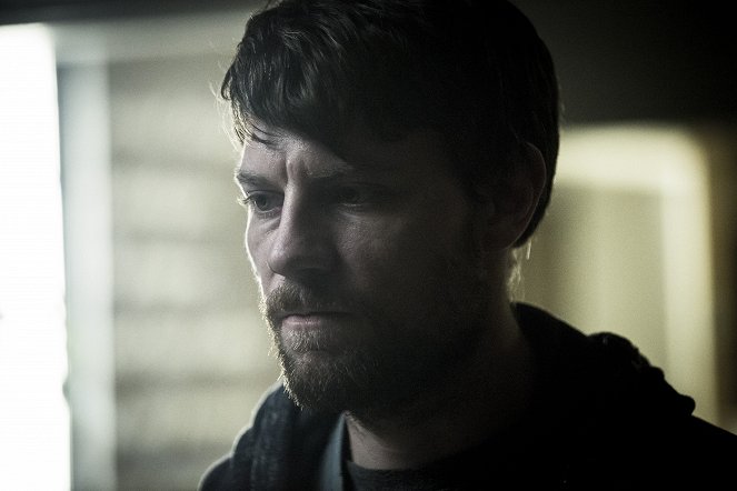 Outcast - (I Remember) When She Loved Me - Photos - Patrick Fugit