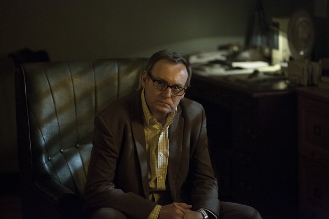 Outcast - What Lurks Within - Van film - Philip Glenister