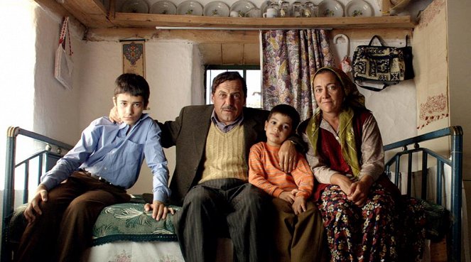 Beş Vakit - De la película