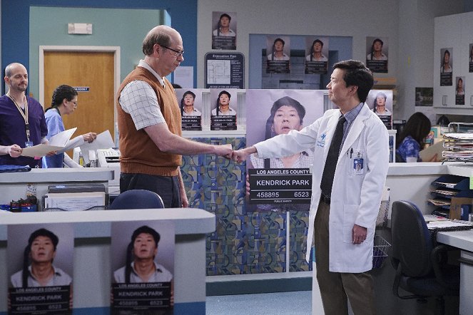 Dr. Ken - De la película - Jonathan Slavin, Stephen Tobolowsky, Ken Jeong