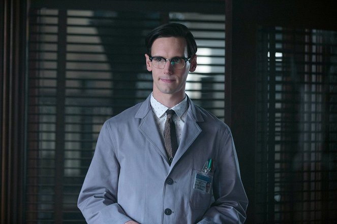 Gotham - The Blind Fortune Teller - Photos - Cory Michael Smith