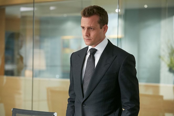 Suits - One-Two-Three Go... - Photos - Gabriel Macht