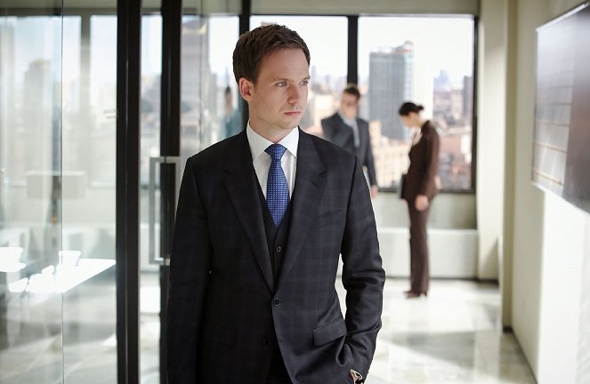 Suits - Season 4 - Start mit Schwierigkeiten - Filmfotos - Patrick J. Adams
