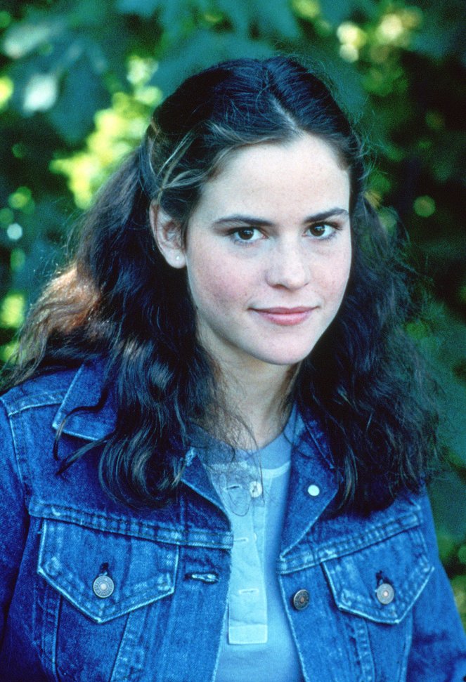 Sotaleikit - Promokuvat - Ally Sheedy