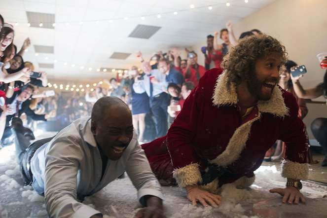 Office Christmas Party - Photos - Courtney B. Vance, T.J. Miller