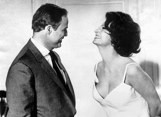 Grófka z Hongkongu - Z nakrúcania - Marlon Brando, Sophia Loren