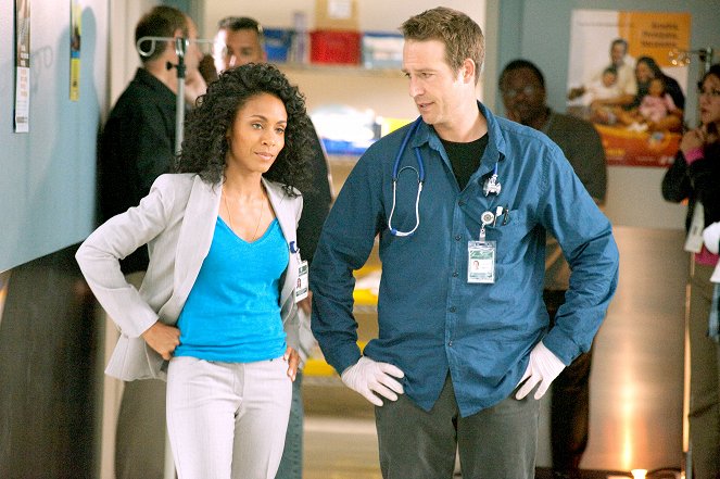 Hawthorne - Trust Me - Photos - Jada Pinkett Smith, Michael Vartan