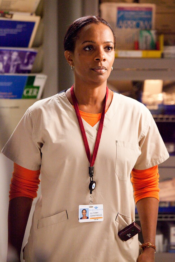 Hawthorne - Season 2 - The Starting Line - Photos - Vanessa Bell Calloway