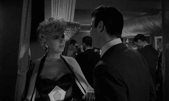 Chantaje en Broadway - De la película - Barbara Nichols