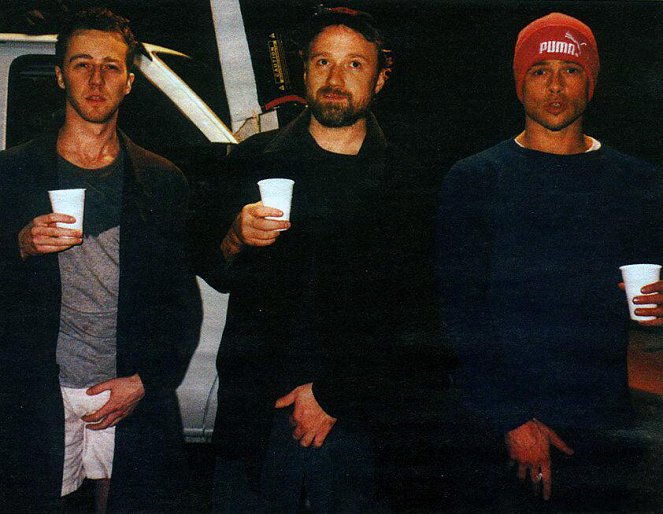 Klub rváčů - Z natáčení - Edward Norton, David Fincher, Brad Pitt