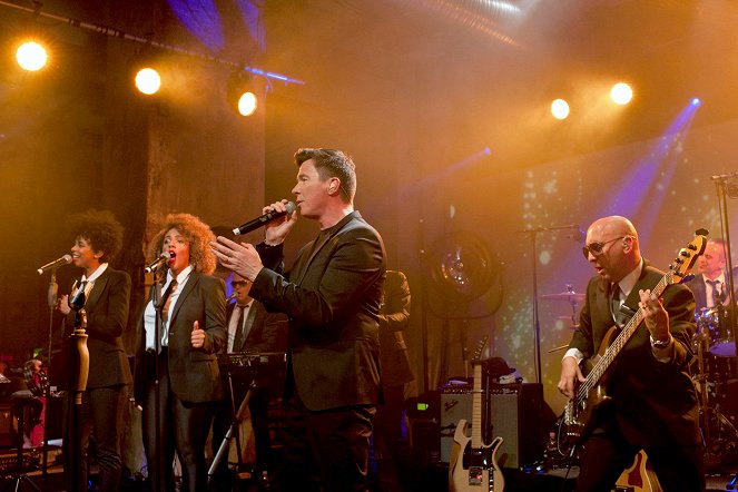 Berlin Live: Rick Astley - Photos - Rick Astley