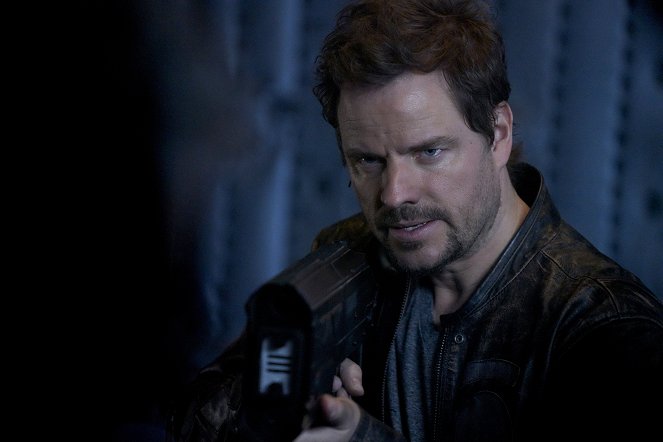 Dark Matter - Season 2 - We Should Have Seen This Coming - Photos - Anthony Lemke