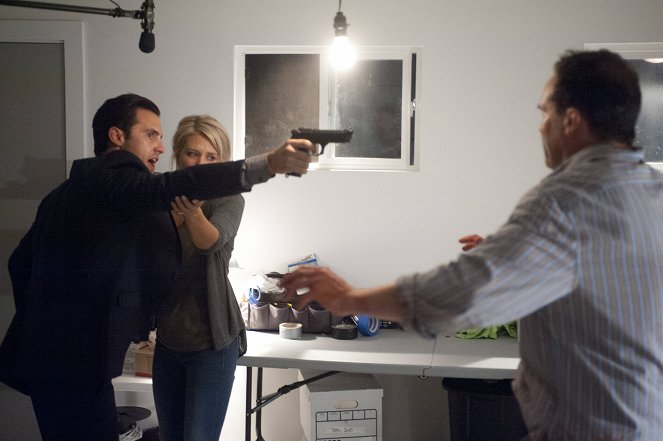 Chosen - The Way Out - Tournage - Milo Ventimiglia, Nicky Whelan