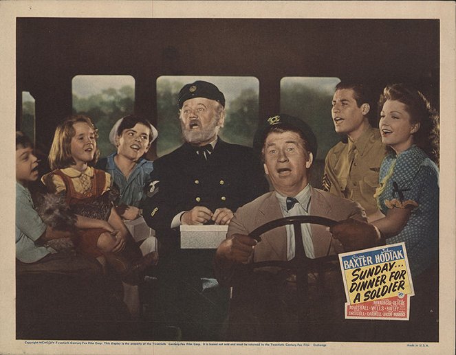 Sunday Dinner for a Soldier - Cartes de lobby - Bobby Driscoll, Connie Marshall, Billy Cummings, Charles Winninger, Chill Wills, John Hodiak, Anne Baxter