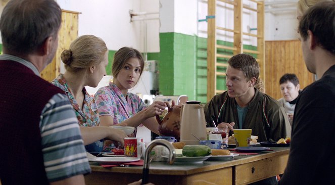 POKA heißt Tschüss auf Russisch - Z filmu - Natalia Belitski, Pasha Antonov