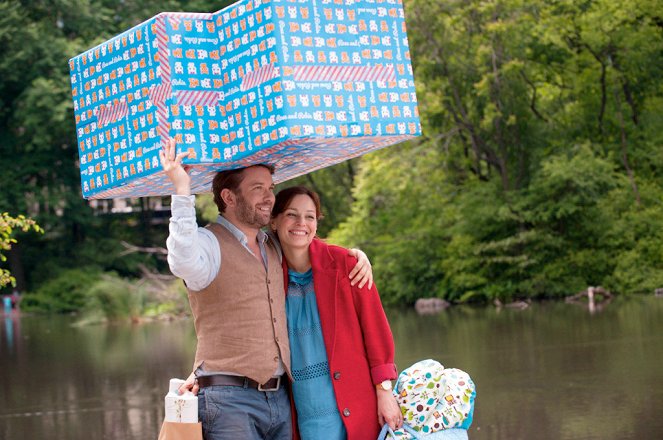 Antonio, ihm schmeckt's nicht! - Filmfotos - Christian Ulmen, Mina Tander