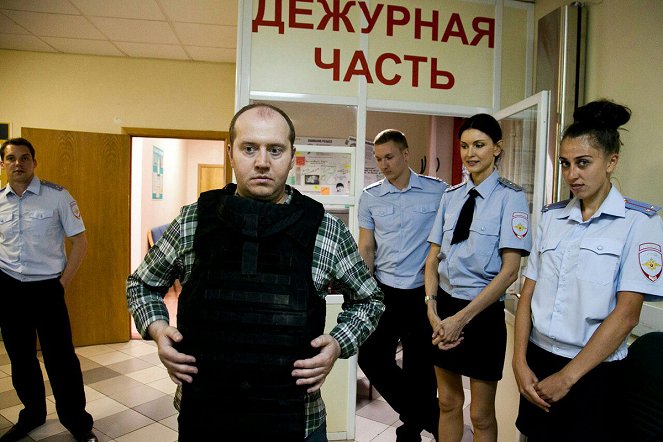 Policejskij s Rubljovki - Van de set - Sergey Burunov