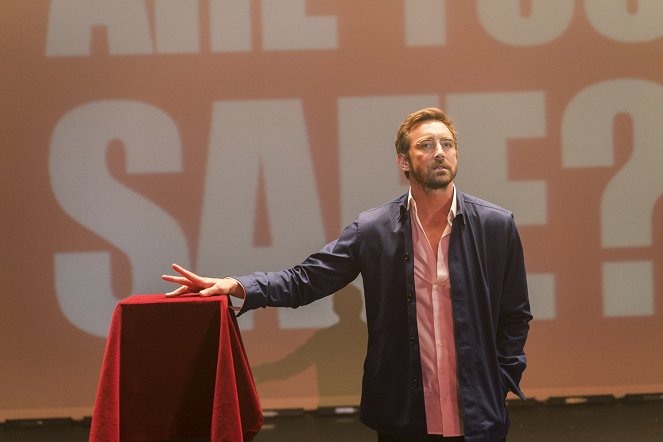 Halt and Catch Fire - Season 3 - Valley of the Heart's Delight - Filmfotos - Lee Pace