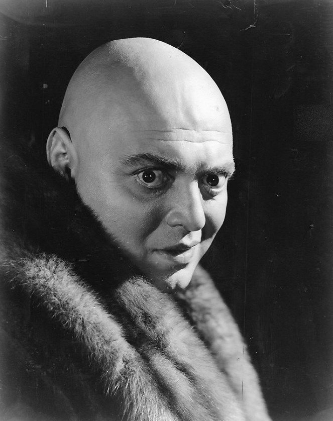 Outoa rakkautta - Promokuvat - Peter Lorre