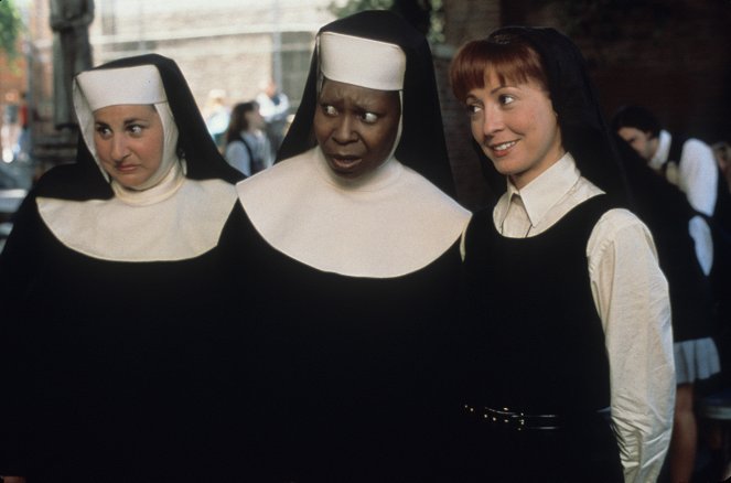 Sister Act II: In göttlicher Mission - Filmfotos - Kathy Najimy, Whoopi Goldberg, Wendy Makkena
