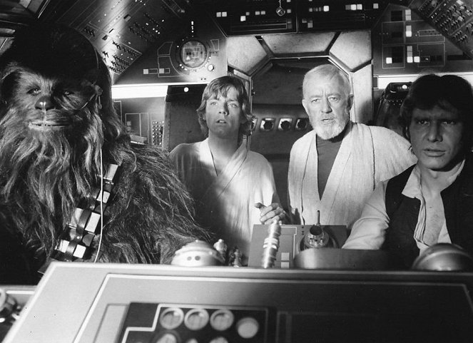 Star Wars - Episode IV: Eine neue Hoffnung - Filmfotos - Peter Mayhew, Mark Hamill, Alec Guinness, Harrison Ford