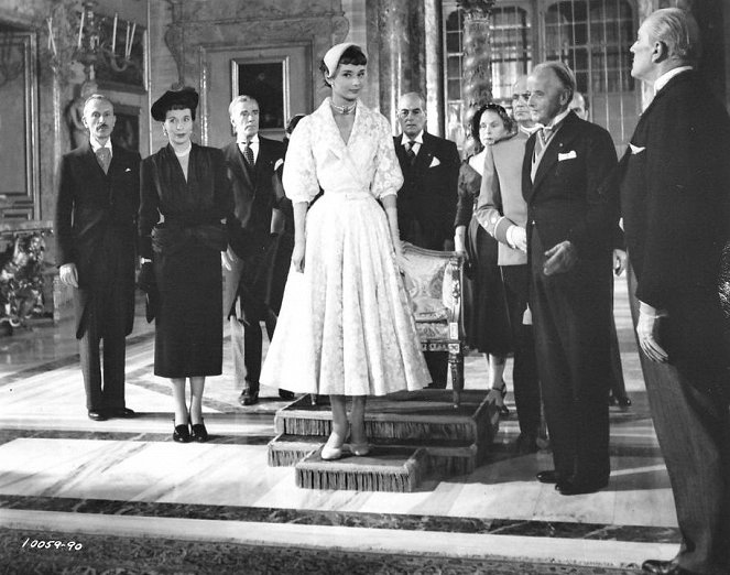 Ein Herz und eine Krone - Filmfotos - Margaret Rawlings, Audrey Hepburn, Tullio Carminati, Harcourt Williams