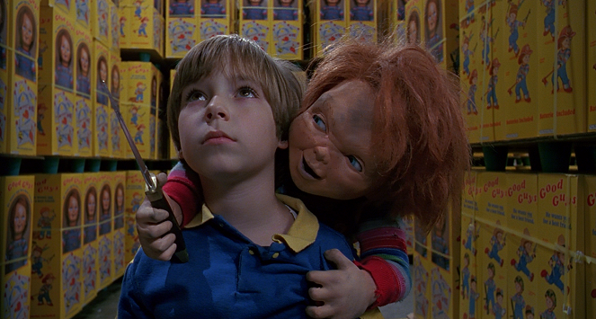 Chucky 2 - Die Mörderpuppe ist zurück - Filmfotos - Alex Vincent