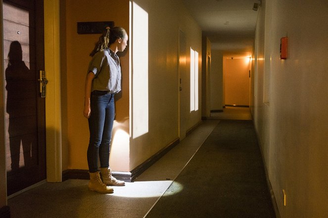 Fear the Walking Dead - Do Not Disturb - Do filme - Alycia Debnam-Carey