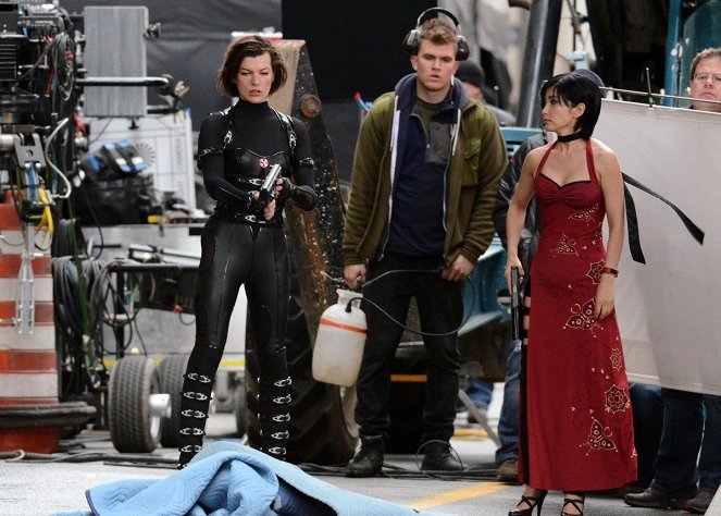 Resident Evil: Retribution - Making of - Milla Jovovich, Bingbing Li